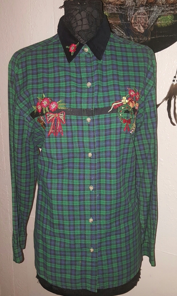 Bobbie Brooks Vintage Christmas Plaid Button Front